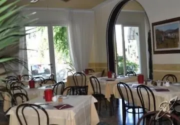 Corallo Garni Otel